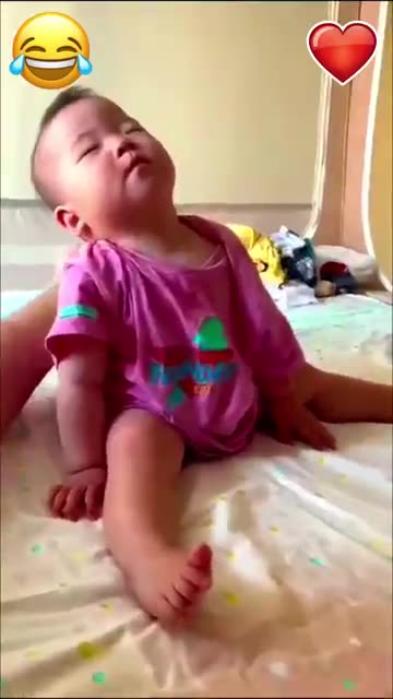 Cute baby laughing 😍