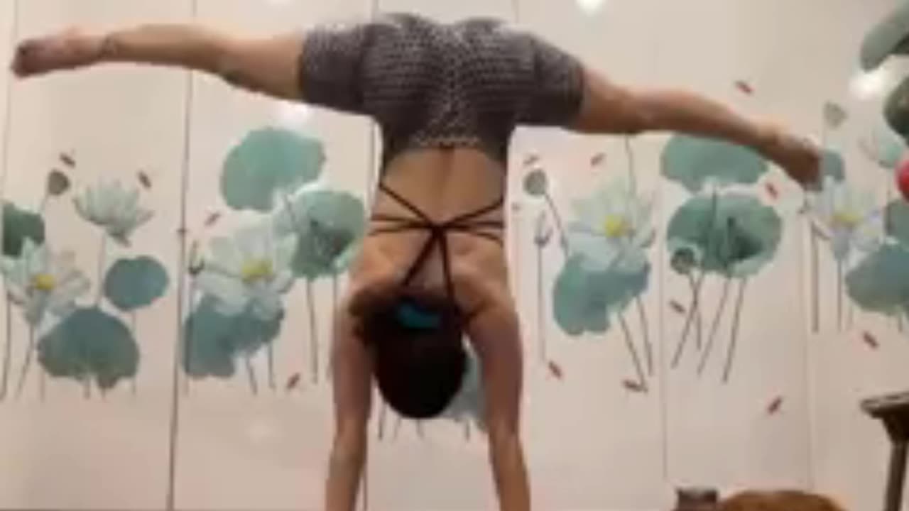 Handstanding Yoga Pose - LidiYoga