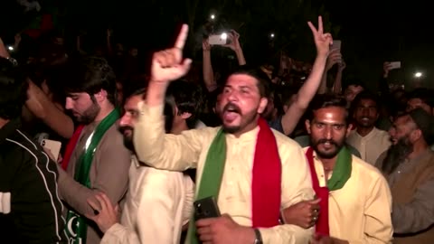 Khan's supporters welcome him home with rose petals