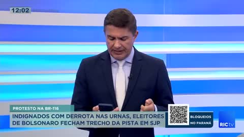 Caminhoneiros bolsonaristas fazem protestos e fecham estradas pelo Brasil