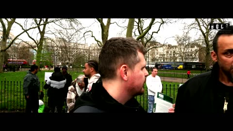 Bob helps lad from becoming Muslim Speakers Corner