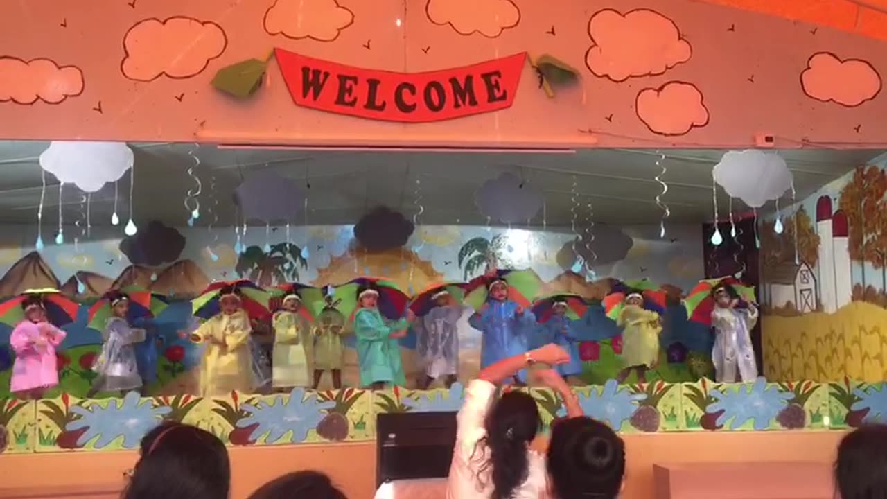 kids funny dance