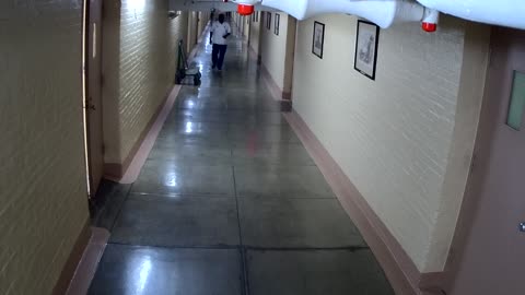 0059USCHBAHT43Hallway_2021-01-05_01h00min01s057ms.mp4
