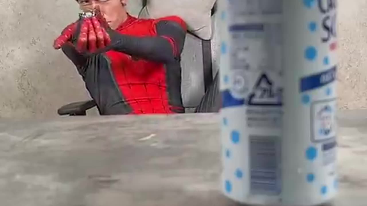 Amazing funny spiderman trying to making web cool