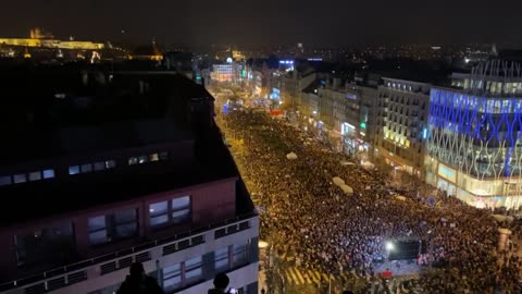 Zelenskyy Speaks at Demonstration in Prague Drawing Thousands