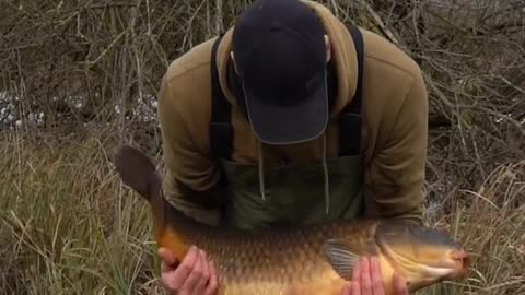 Chris with a stunning cold weather carp