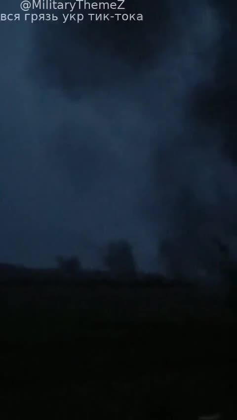 Ukrainian soldier in Zaporozhye records Russian arty hitting close by