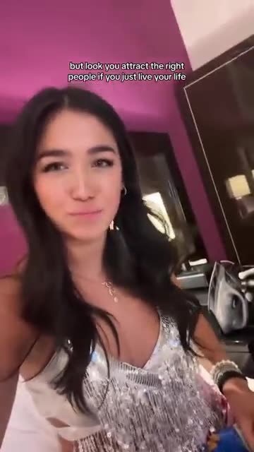 Nothing+u+do+will+ick+out+the+right+person+#girl+#shorts+#taylorswift+#erastour