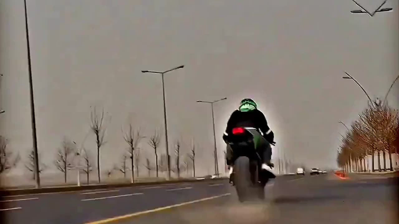 KYA KAR RHE HAIđ¤¨