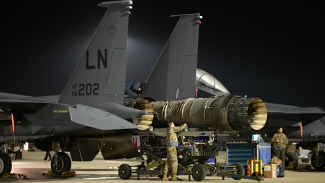 Night Operations at RAF Lakenheath: AMXS and Aircraft Recovery B-Roll