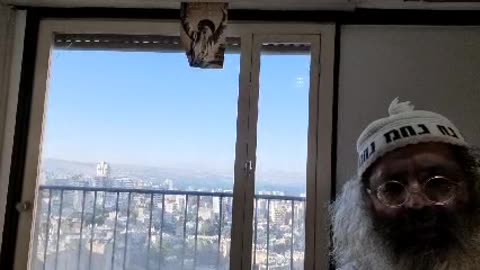 אסור לו לאדם שיטעום כלום עד שיתן מאכל לבהמתו ונתתי עשב בשדך לבהמתך והדר - שיר נ נח מסכת גיטין דף סב