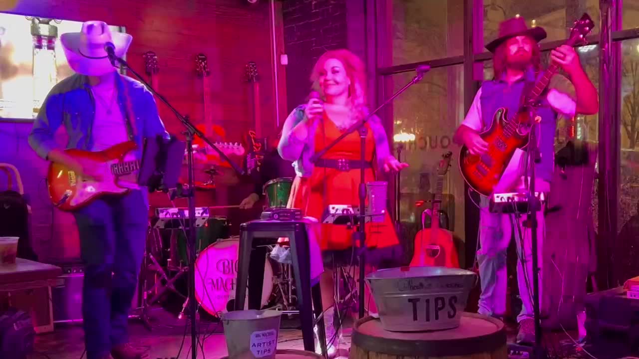 The Heather Victorino Band - Miranda Lambert “Gunpowder & Lead” Cover