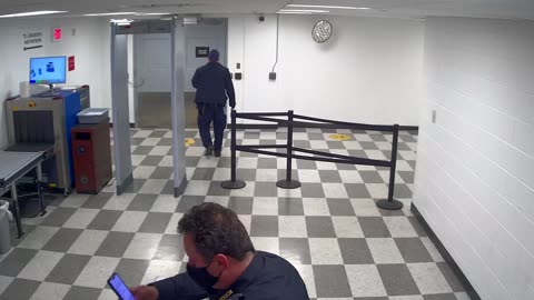 6134RHOBG3G308CLobby8Entrance_2021-01-06_19h40min01s790ms.mp4