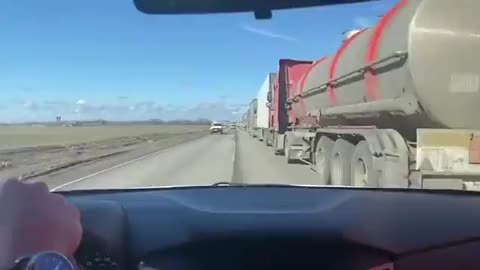 2km line of trucks going into Donetsk from Rostov.