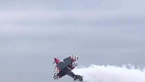 99% of the air show being mid