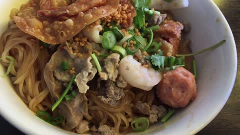 Eating Phnomh Penh noodle Cambodian Food Experience