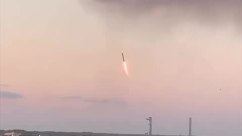 SpaceX “catches” StarShip- Reusable Rockets #spacex #elonmusk #space #spaceexploration #falcon_2