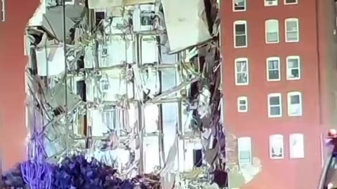Davenport Iowa - Partial Apartment Building Collapse