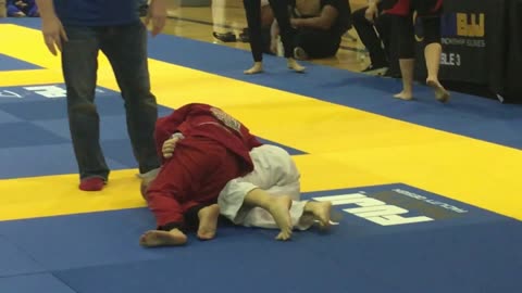 Jiu-Jitsu Kids Rolling 2