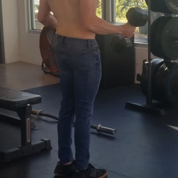 Shirt off Mask on :/