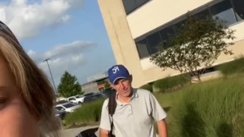 Dad was prepared for TopGolf 😂 (via morganpoppen/IG) #dad #golf