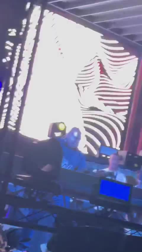 Carl Cox playing my stuff