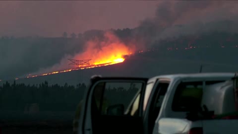 Wildfires rage into night in Spain's Zamora region