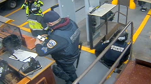 3205LHOBBACStLoadingDock_2021-01-06_17h55min09s547ms.mp4