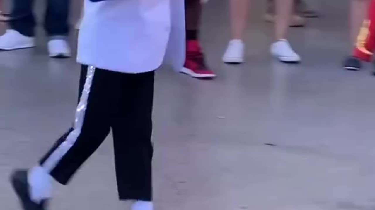 Smoothest Moonwalk