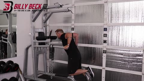 TRICEP DIP