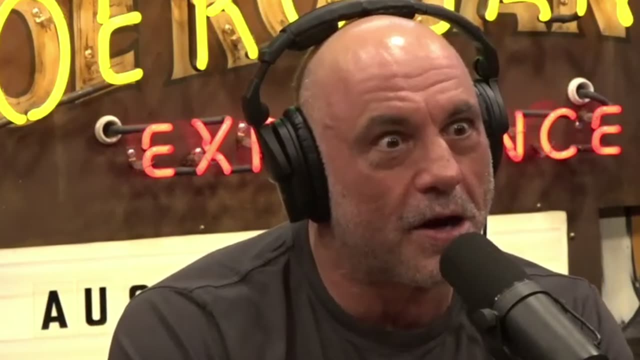 Joe Rogan Sounds the Alarm on “Ferocious Effort” to Stop Trump