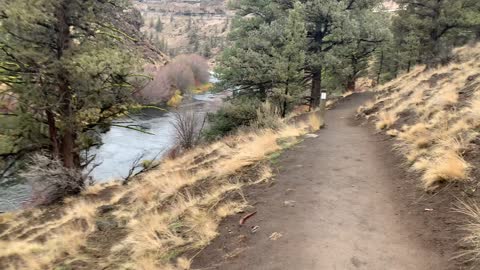 Central Oregon – Steelhead Falls – Hiking Above the High Desert River – 4K