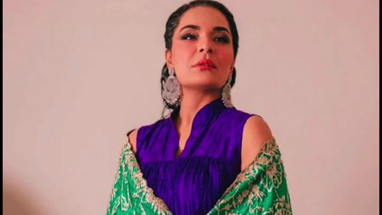 Actress Meera Very happy with my single status