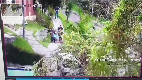 Video: Le disparó a su pareja y para confundir a los policías ayudó a trasladarla al hospital