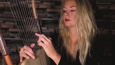 Enharmonic Genus | Anthi Bozoviti (Ancient Greek Lyre improvisation)