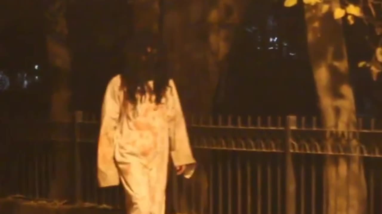 SCARY GHOST PRANK | SCARY NIGHT PRANK | #shorts