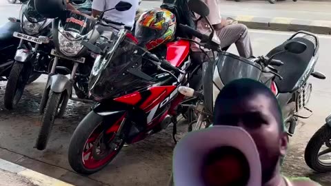 Jaldi waha se hato