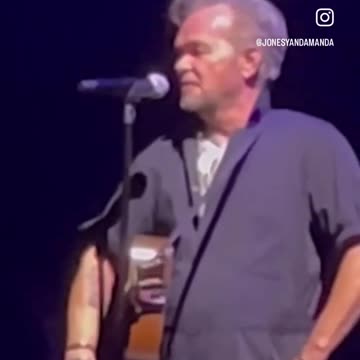 Woke Singer Pisses Off Audience with Pro-Biden Ramble, Storms Off Stage