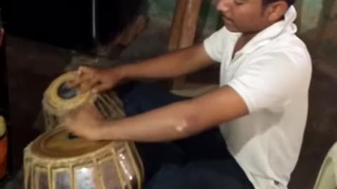 Tabla playing