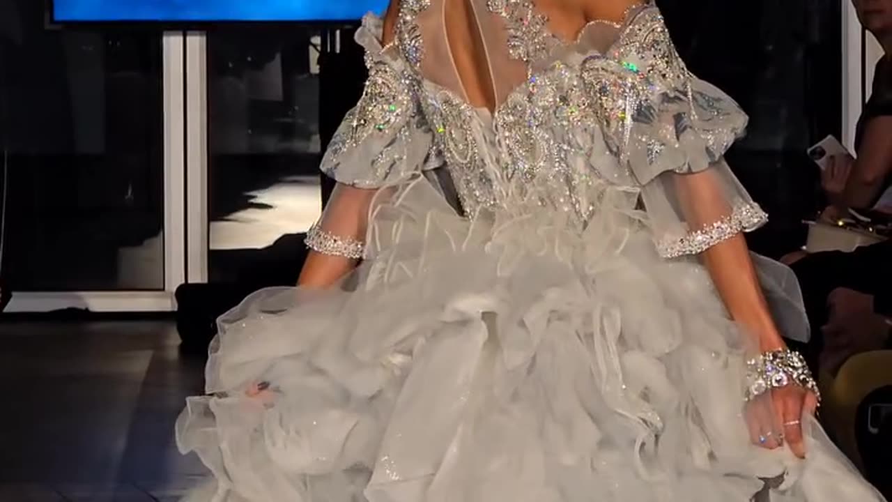 @therealmia55 in @aprilblackdiamond Beverly Hills Fashion Week @bhfw.us @edgar.entertainment