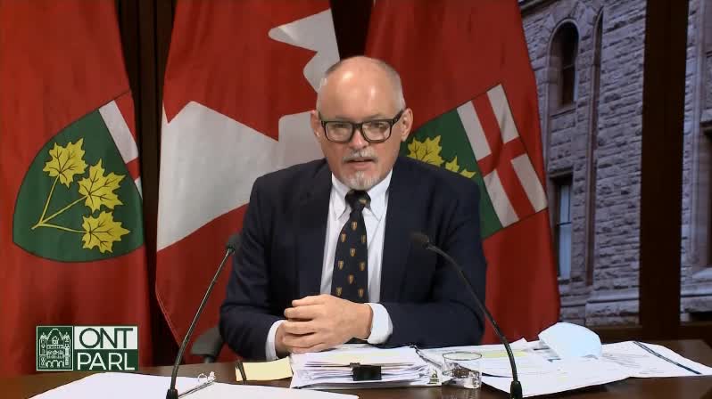 Ontario Chief Medical Officer: "I'm strongly recommending that all Ontarians ... wear a mask in indoor public settings"