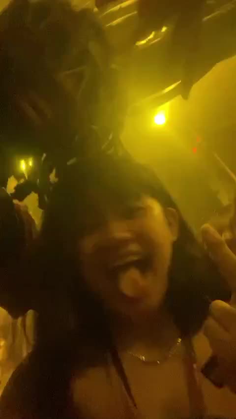 Do females get this happy to see you?