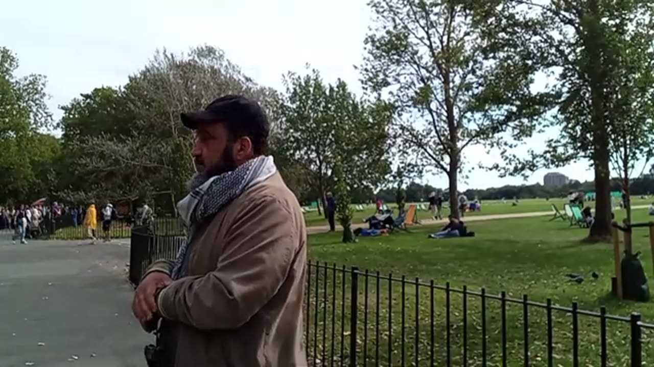 uncle omar _ speakers Corner _ zombaly not in