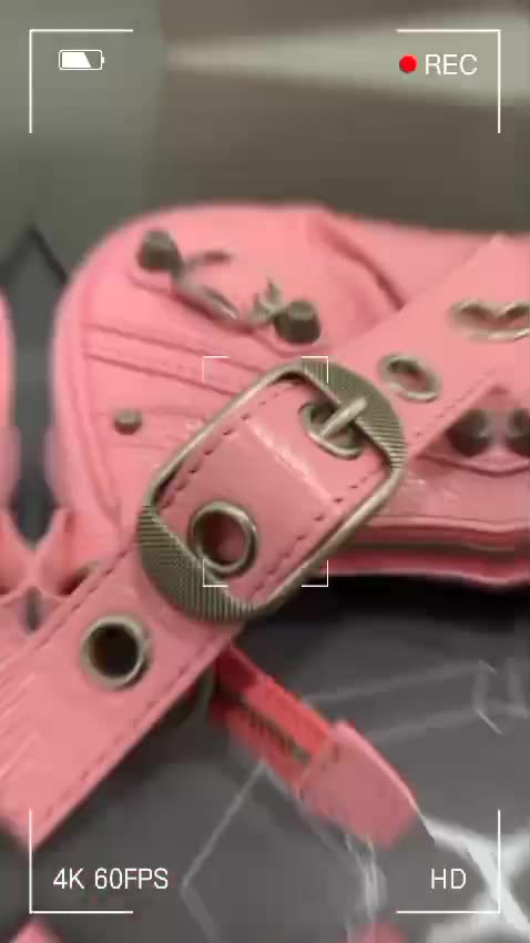 Balenciaga bags beautiful designs and higher quality