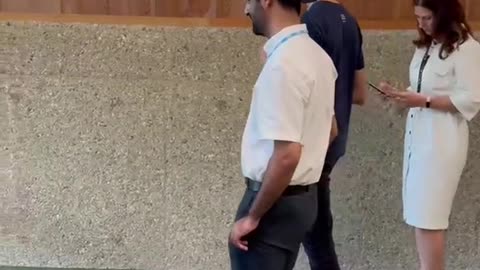 Saltella fino alla fossa e sarai felice 🤔