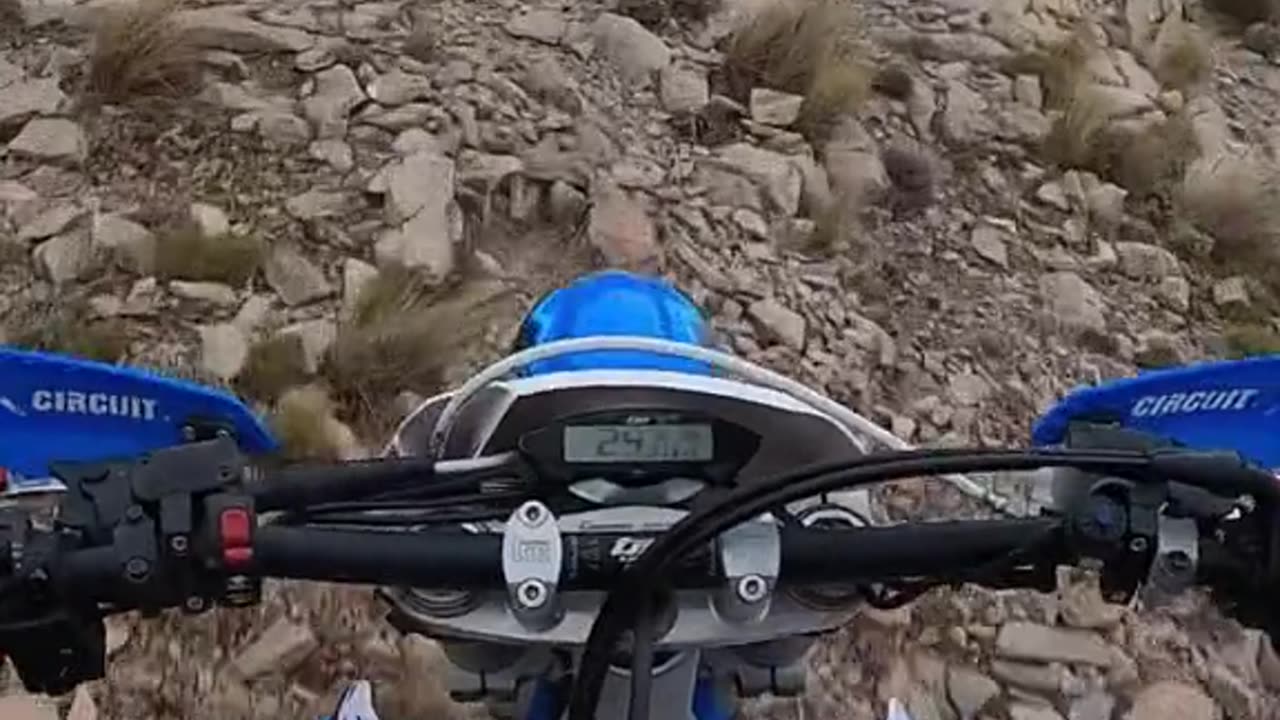 hard Enduro 😱😱 crash or save