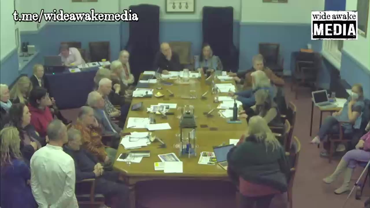 Glastonbury council schooled on 15 minute cities.