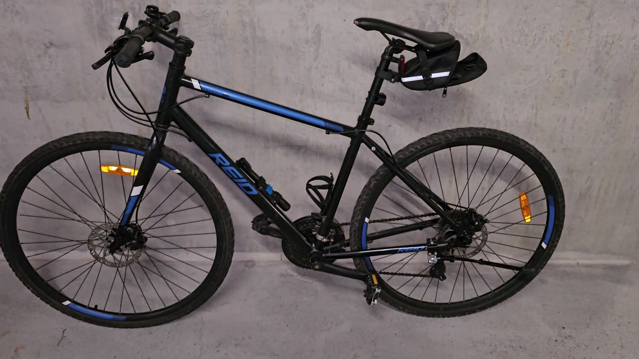 Medium Reid Transit Disc Commuter Bike Black Blue