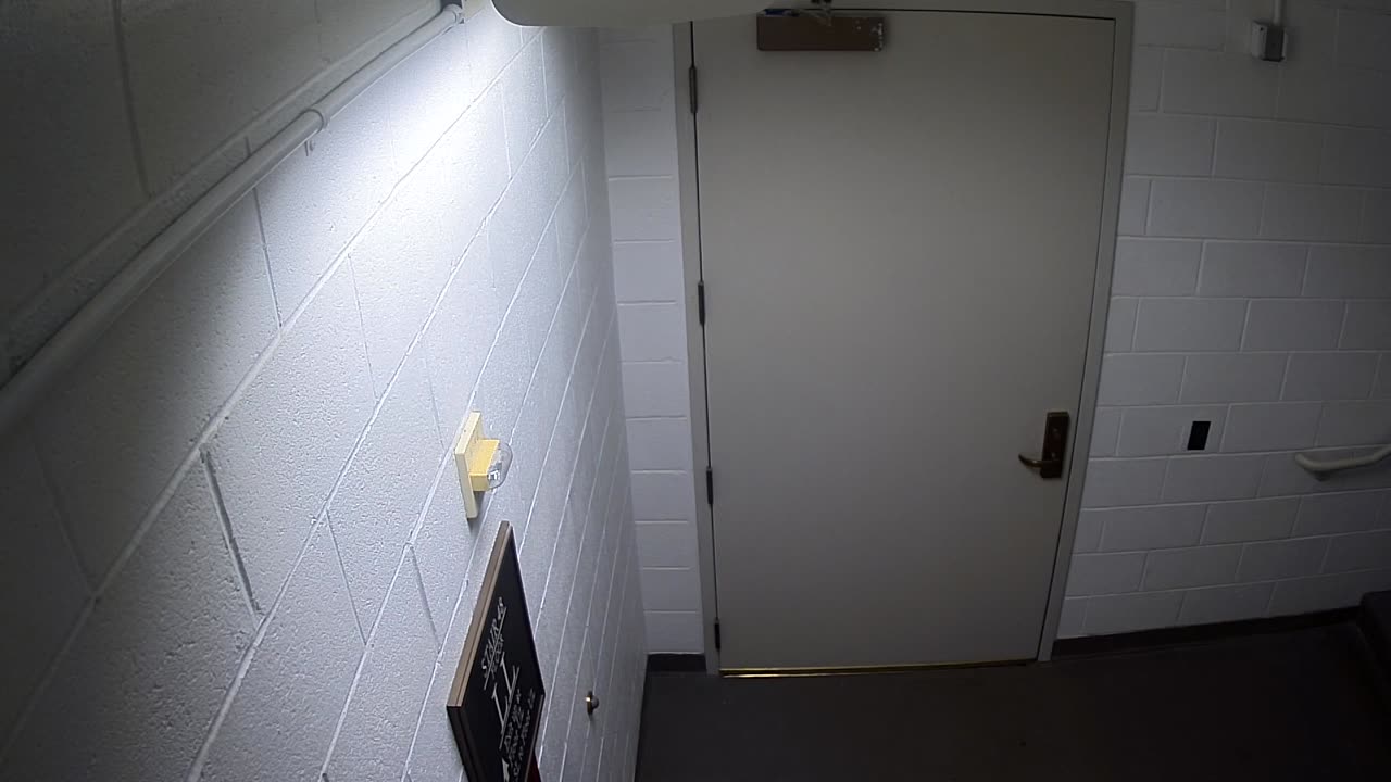 7043CVCLLStair48_2021-01-06_03h40min01s097ms.mp4