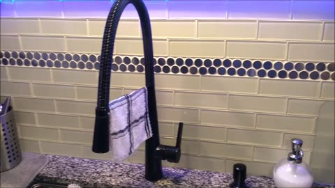 (DIY)😍How To Upgrade Your Faucets Using Rustoleum Spray Paint